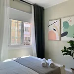Poble Sec - Modern & Comfy 3 Bedrooms