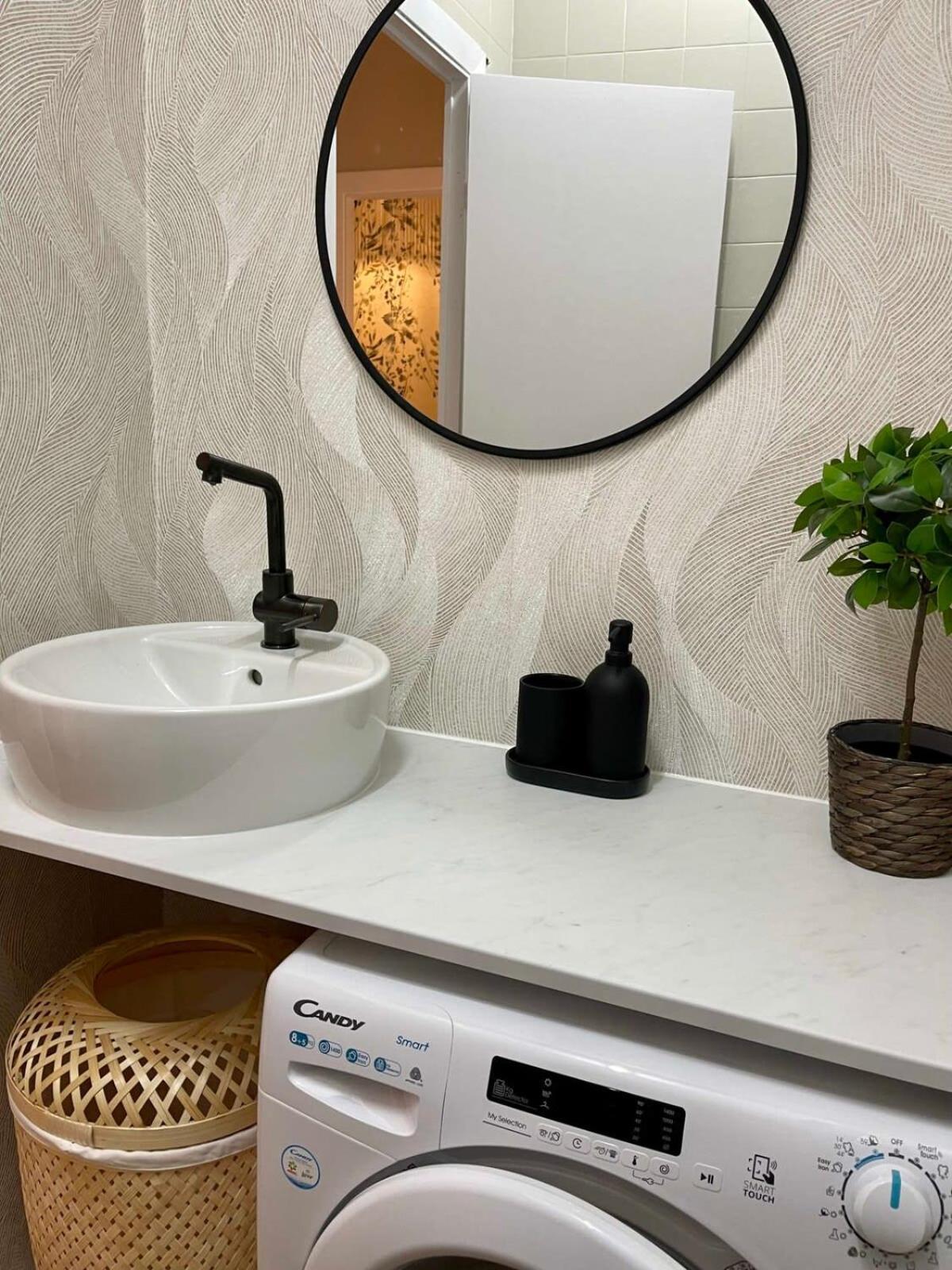 Poble Sec - Modern & Comfy 3 Bedrooms Appartement *